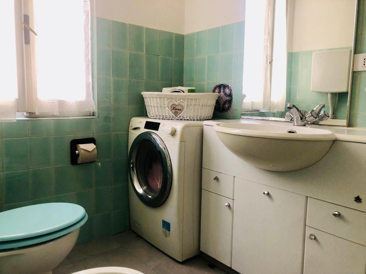 Peaceful Apartment 1 Minute Walk To The Beach Ventimiglia Bagian luar foto