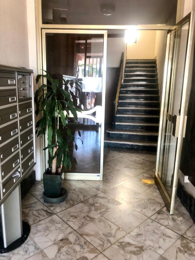 Peaceful Apartment 1 Minute Walk To The Beach Ventimiglia Bagian luar foto